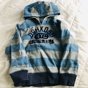 Oshkosh Boys hoodie sweatshirt size 5